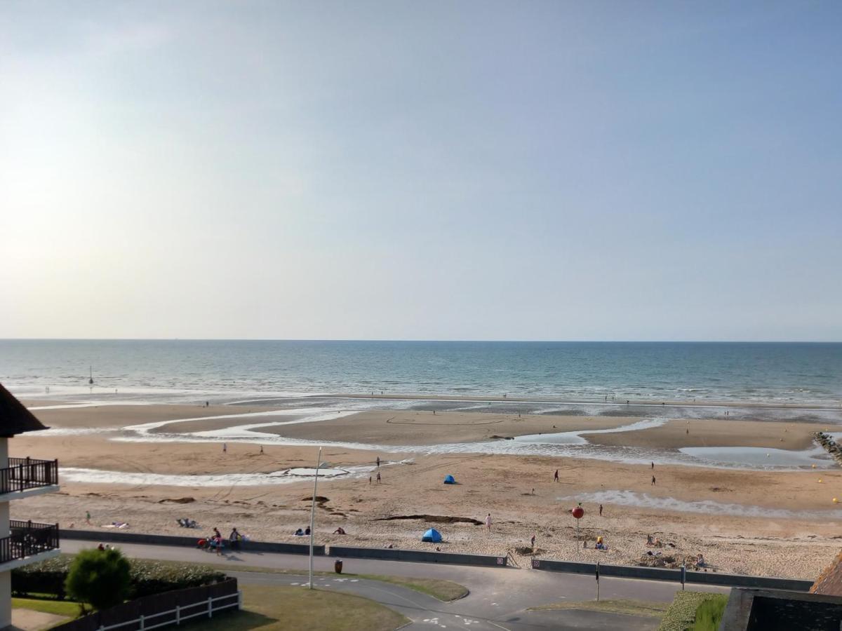 Appartement Liza 2 Pieces Vue Mer A Cabourg Exteriör bild
