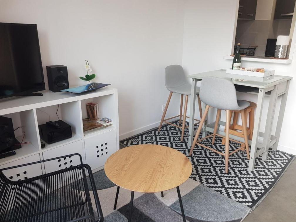 Appartement Liza 2 Pieces Vue Mer A Cabourg Exteriör bild